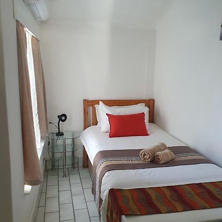 Hotel Pension Steiner Windhoek Esterno foto
