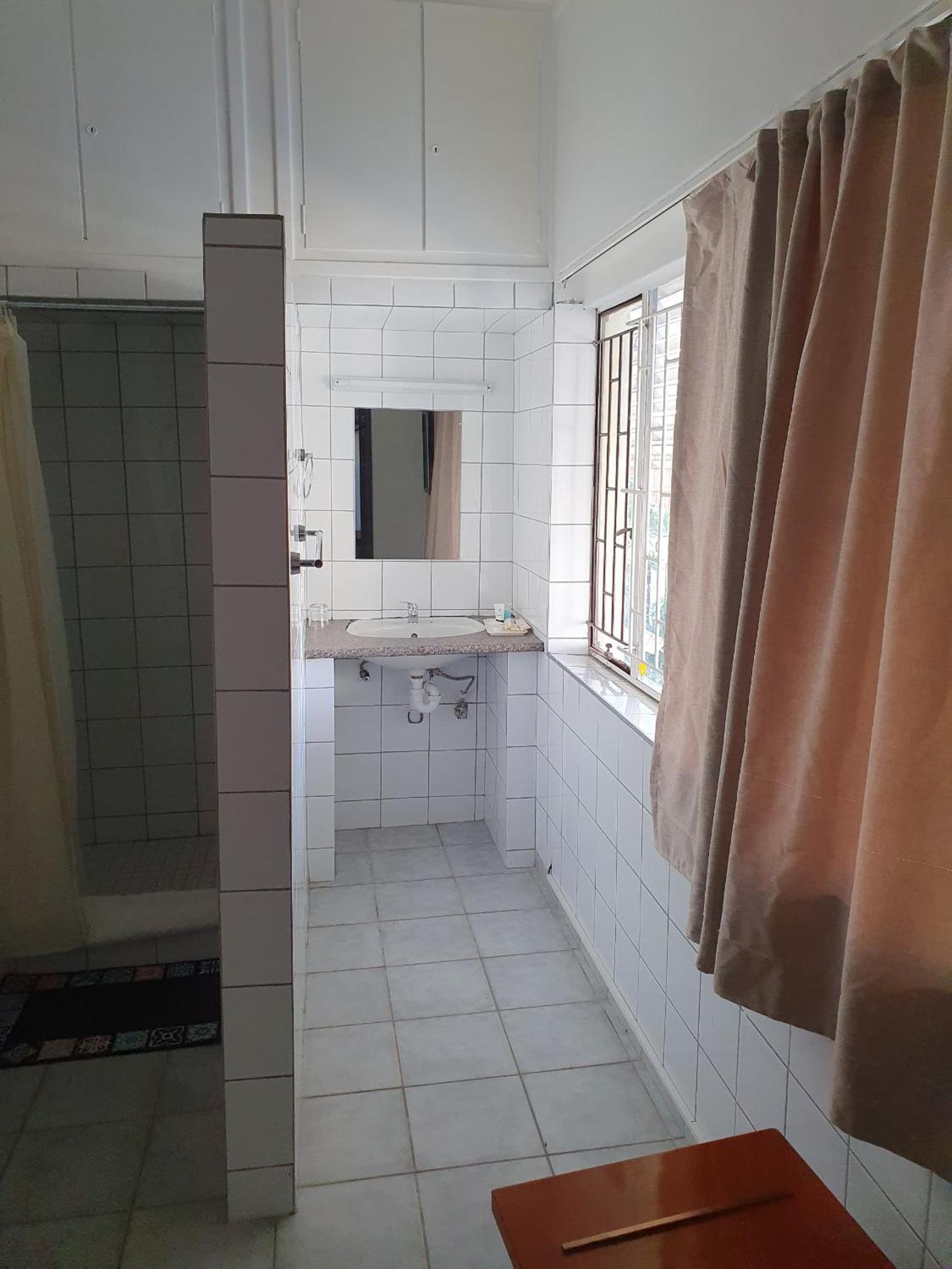 Hotel Pension Steiner Windhoek Esterno foto